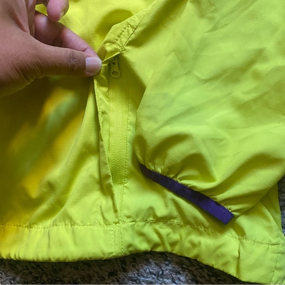 Performance Women's Medium Neon Yellow Bike Jacket Cycling Run Reflective Safety - Picture 6 of 9